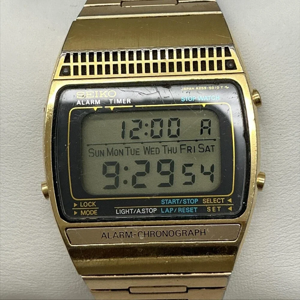 Seiko A259-5009 Mens Watch 33mm Digital Gold Tone Alarm Chrono New Battery 7